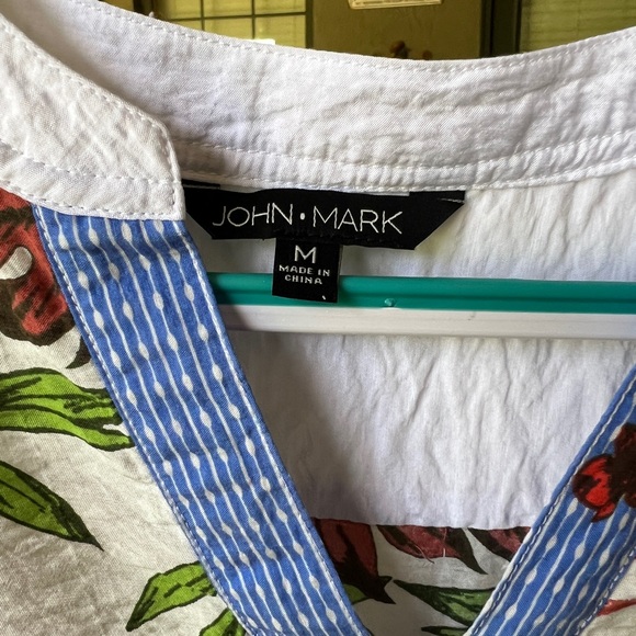 John Mark Sheer Floral Tunic Top Medium - Picture 2 of 9